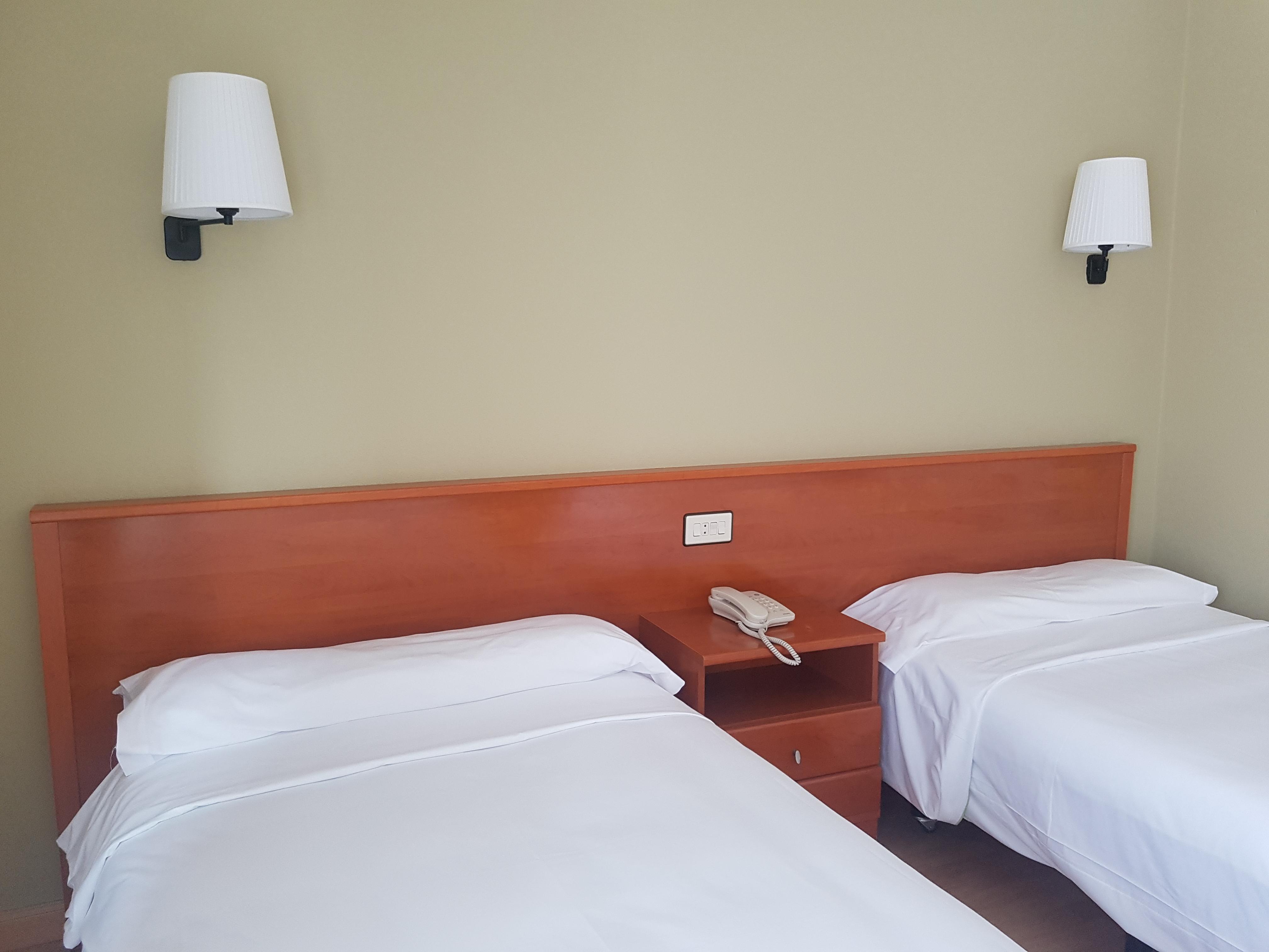 Hotel Arcea Villaviciosa Exterior photo